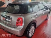 MINI Cooper Cooper D Auto