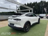 Ford Mustang Mach-E 75.7 kWh Base