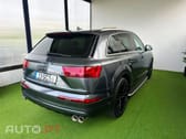 Audi Q7 quattro