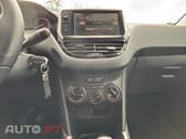 Peugeot 2008 1.2 PURETECH STYLE