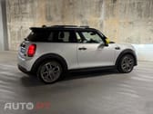 MINI Cooper Cooper SE Yours