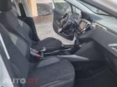 Peugeot 2008 1.2 PureTech Style