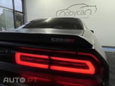 Dodge Challenger 6.1 SRT8