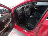 Volvo V40 2.0 D2 R-Design
