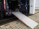 Ford Transit Custom Adaptada p/ 3 cadeiras de rodas