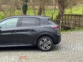 Peugeot 208 1.2 PureTech Allure EAT8