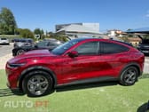 Ford Mustang Mach-E Alargada