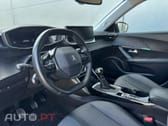 Peugeot 2008 PureTech 100 Allure