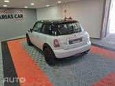 MINI Cooper D Edição Camden 50 anos
