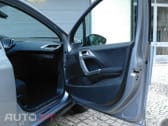 Peugeot 2008 1.2 PureTech Style