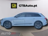 Audi Q7 55 TFSIe quattro S-LINE 
