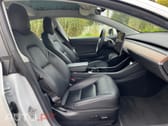 Tesla Model 3 Tração Traseira