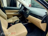 Mitsubishi Outlander 2.2 DI-D Instyle Navi
