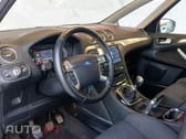 Ford S-Max 2.0 TDCi Titanium 7L 143g
