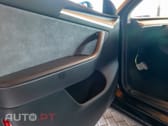 Tesla Model Y Performance Tração Integral