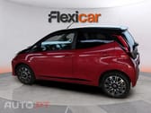Toyota Aygo 1.0 VVti Exclusive Red