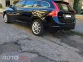 Volvo V60 2.0 D5 225cv Summum Geartronic 8vel