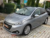 Peugeot 208 1.2 PureTech Signature