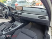 BMW 318 d Touring Navigation Sport