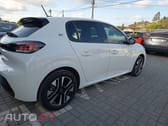 Peugeot E-208 50 kWh Style