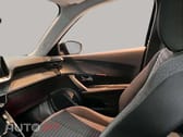 Peugeot E-2008 Active 