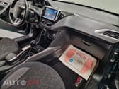 Peugeot 2008 1.2 PURETECH STYLE
