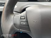 Peugeot 2008 1.2 e-VTi Style