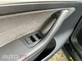 Tesla Model Y Long Range Tração Integral