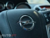 Opel Astra Outro