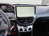 Peugeot 208 1.2i 68Cv Life