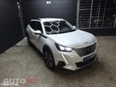 Peugeot E-2008 50 kWh Allure Pack
