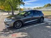 Ford Focus ST Line