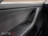 Tesla Model Y Long Range Tração Traseira