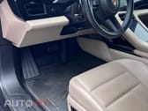 Porsche Taycan 4