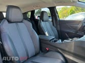 Peugeot 3008 1.6 Hybrid Allure e-EAT8