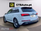 Audi Q7 55 TFSIe quattro S-LINE 