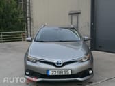 Toyota Auris Touring Sports 1.8HSD SQUARE COLLECTION
