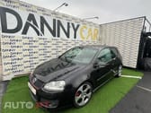 Volkswagen Golf 30 anos