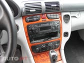 Mercedes-Benz C 220 Outro