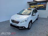 Peugeot 2008 1.2 PureTech Style