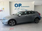 Volvo V40 2.0 D2 R-Design