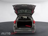 Peugeot 2008 1.2 e-VTi Style