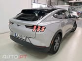 Ford Mustang Mach-E Alargada