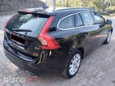 Volvo V60 2.0 D4 Momentum Eco Geartronic