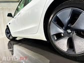Tesla Model 3 Long Range AWD Dual Motor