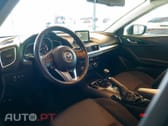 Mazda 3 1.5 Sky-D Excellence Navi