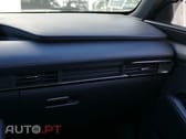 Mazda 3 2.0 e-Skyactiv-G Exclusive-line