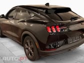 Ford Mustang Mach-E 75.7 kWh Base