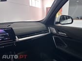 BMW iX1 xDrive30 Pack Desportivo M Pro