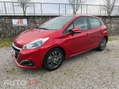 Peugeot 208 1.2 PureTech Signature